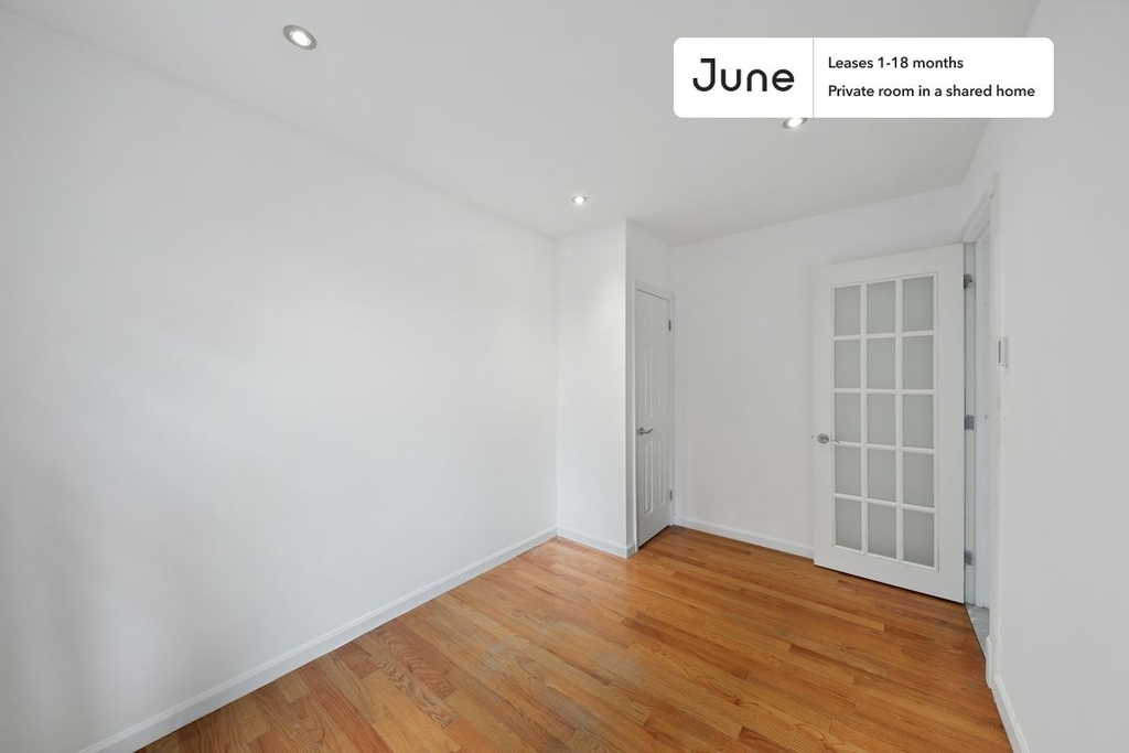 965 Amsterdam Avenue - Photo 2