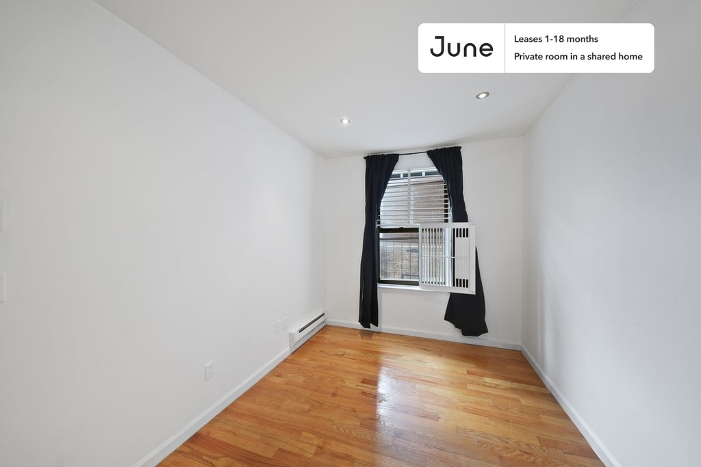 965 Amsterdam Avenue - Photo 1