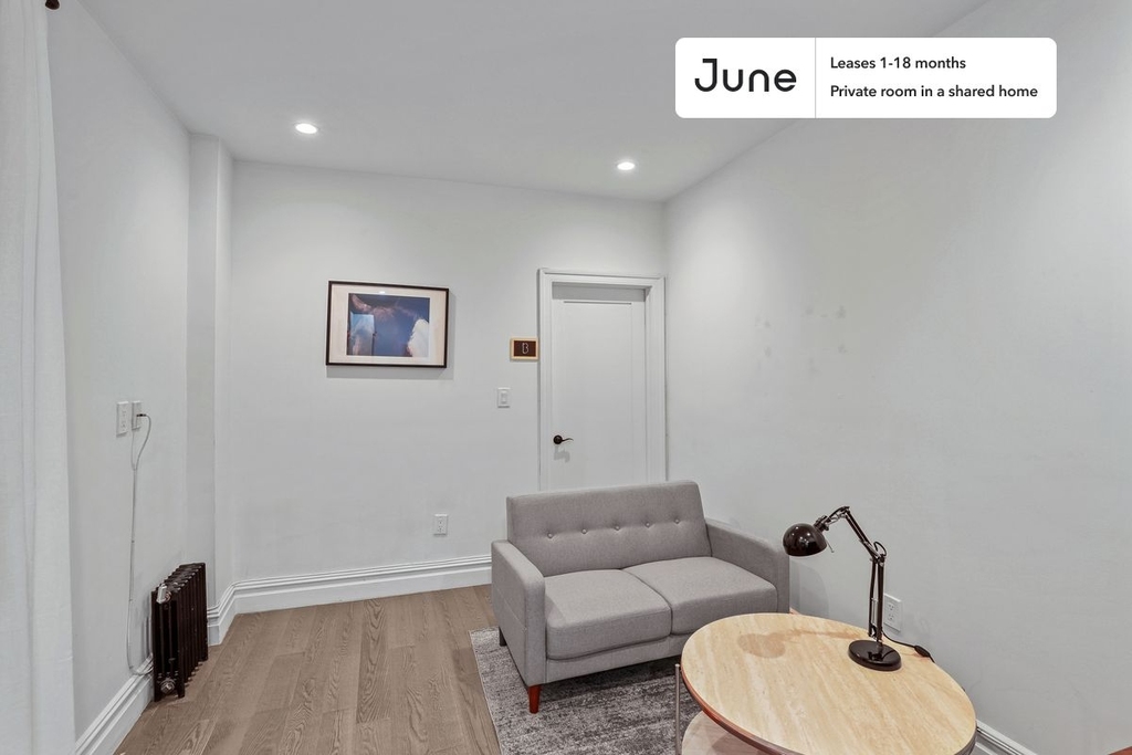 824 9th Avenue - Photo 11