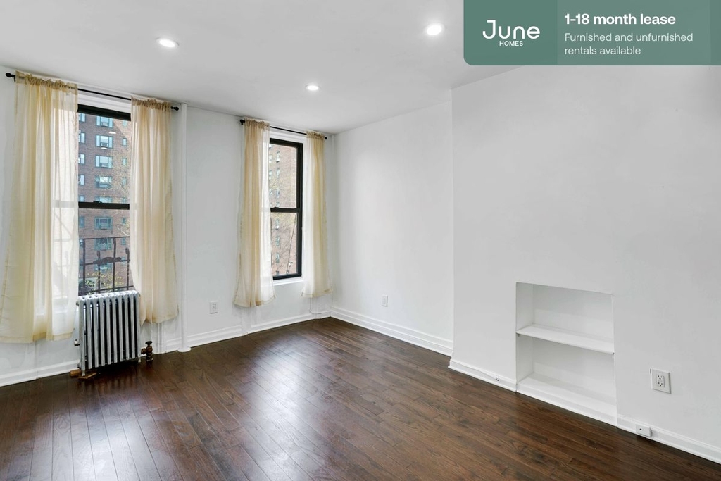 534 East 14th Street - Photo 1