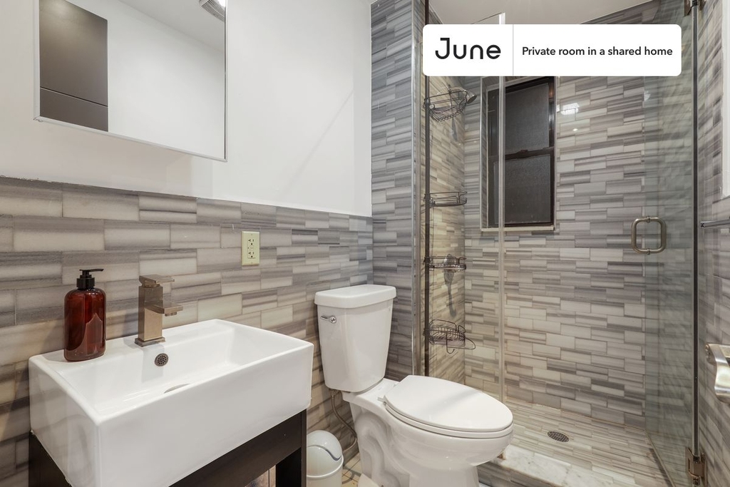 211 West 109th Street - Photo 10