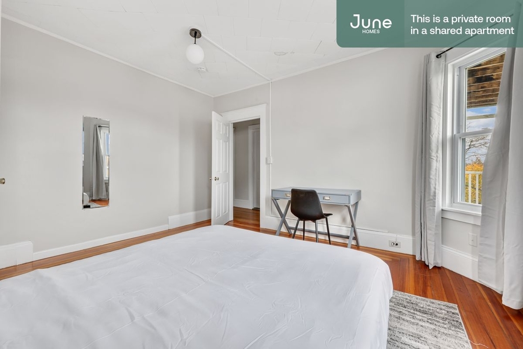 31 Craigie Street - Photo 2