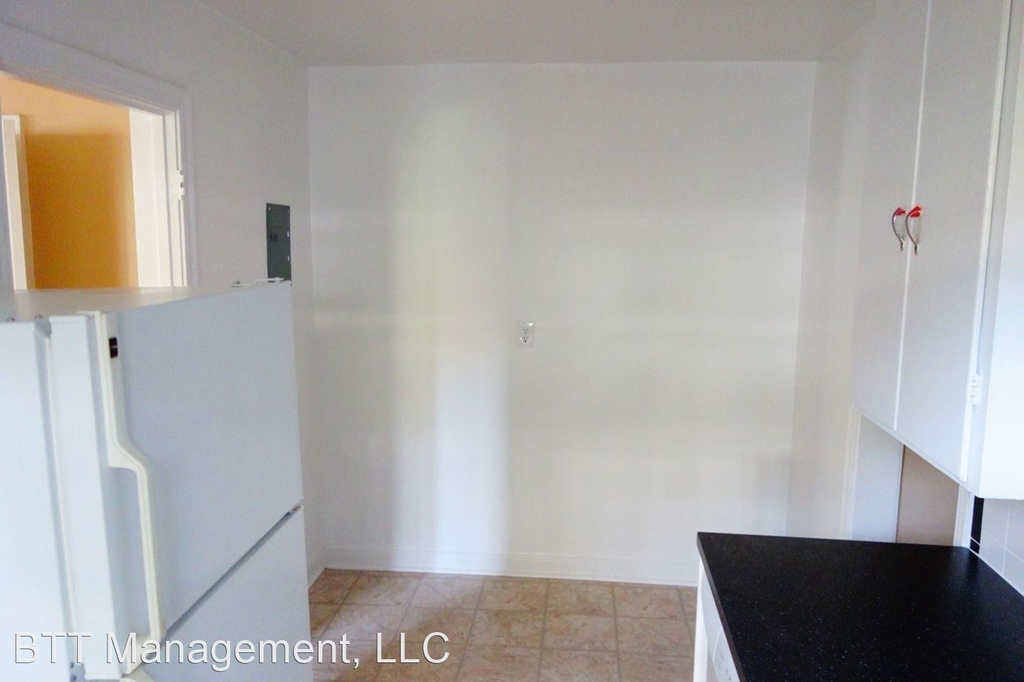 8206 Greenwood Ave - Photo 26