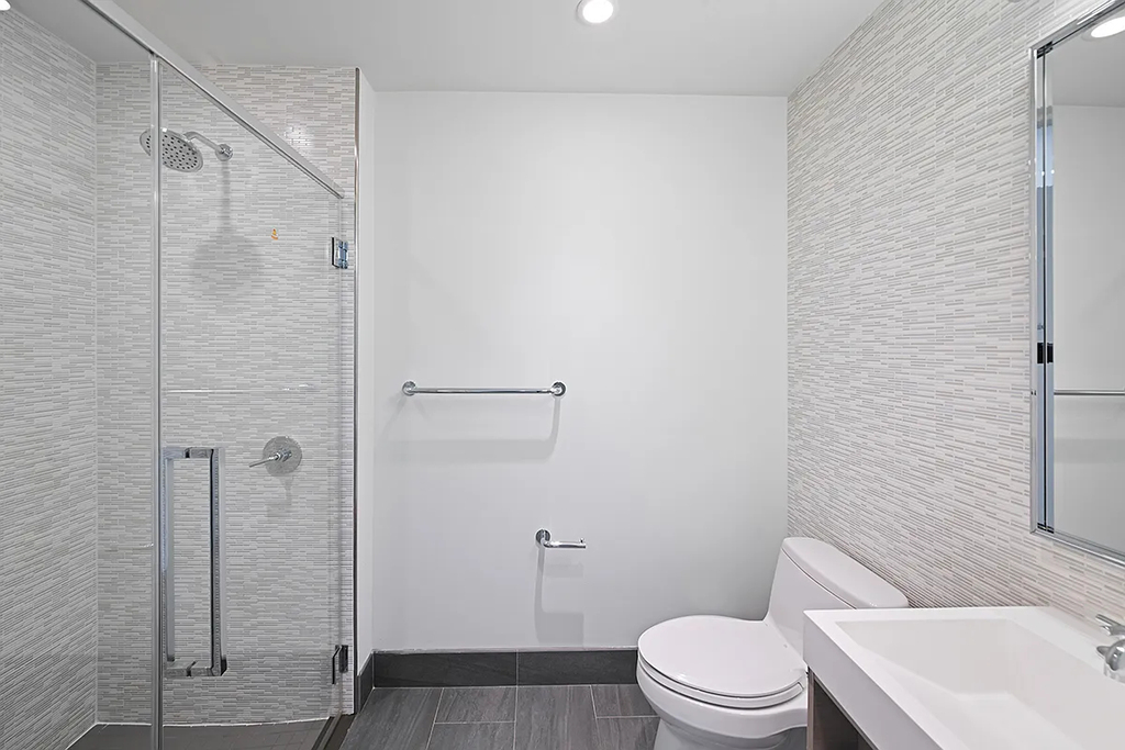 555 10th Avenue - Photo 3