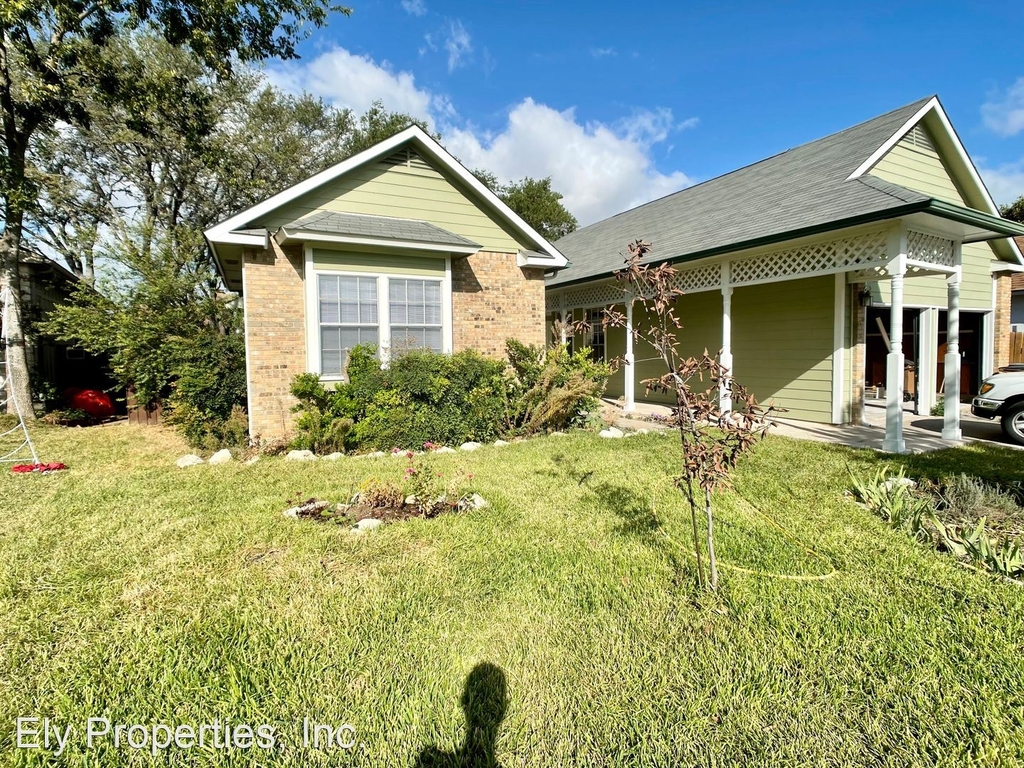 12604 Hunters Chase Dr - Photo 4