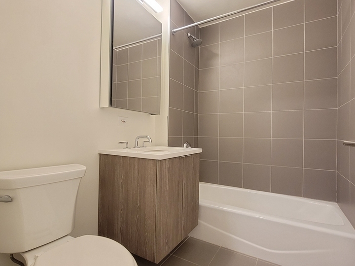 510 West 43 St - Photo 7