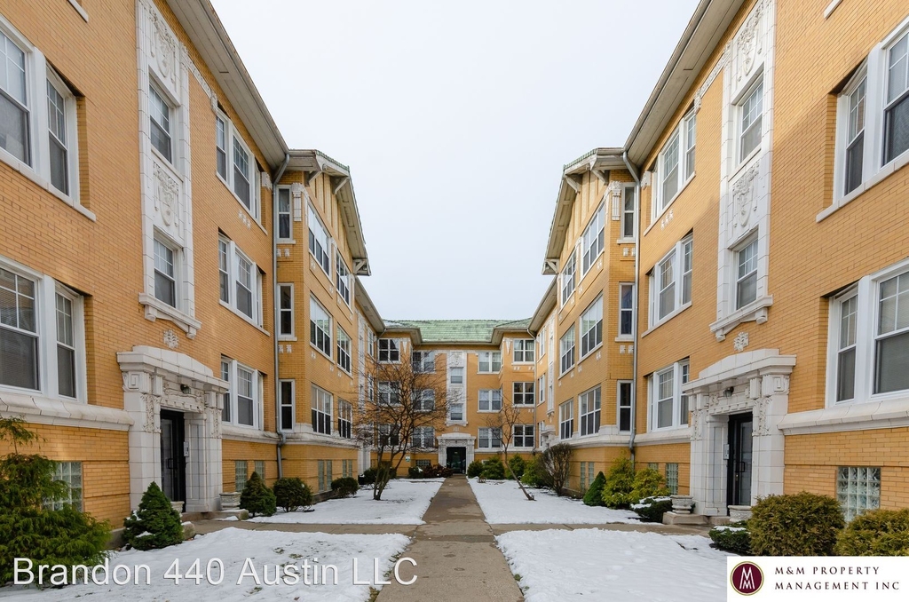 440-448 N Austin Avenue - Photo 13