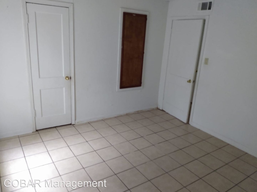 4620 Galveston St - Photo 10