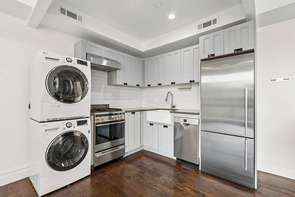 1255 Bushwick Avenue - Photo 2