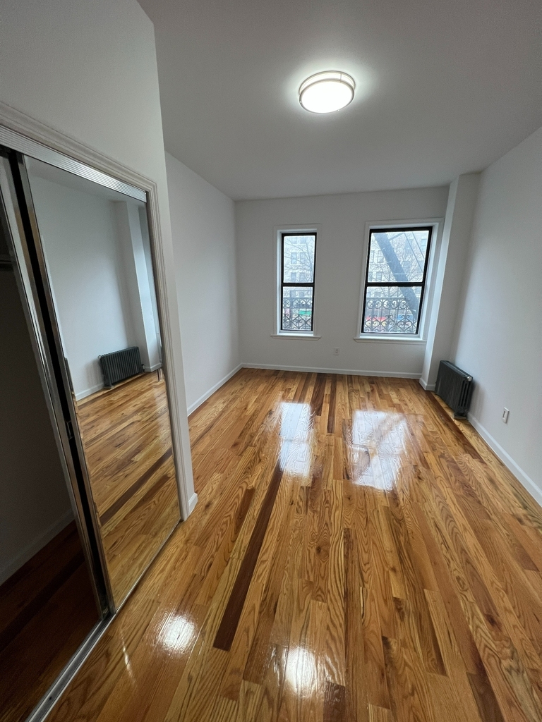 600 West 162nd Street - Photo 4