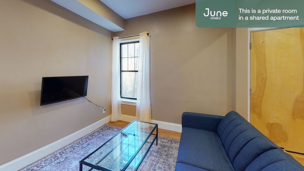 1592 Beacon Street - Photo 9