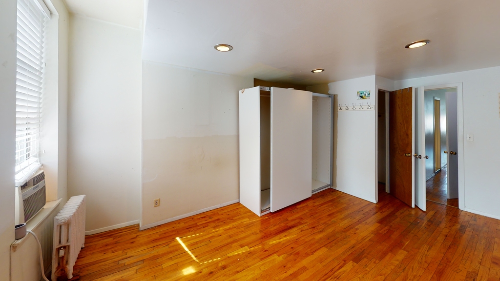 720 Bergen Street - Photo 4