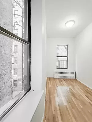 208 West 82nd Street - Photo 3