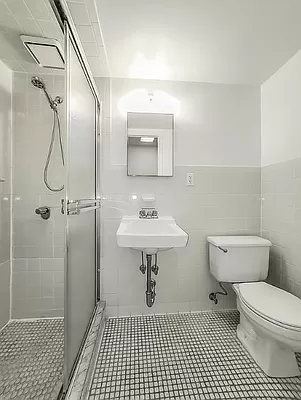 208 West 82nd Street - Photo 4