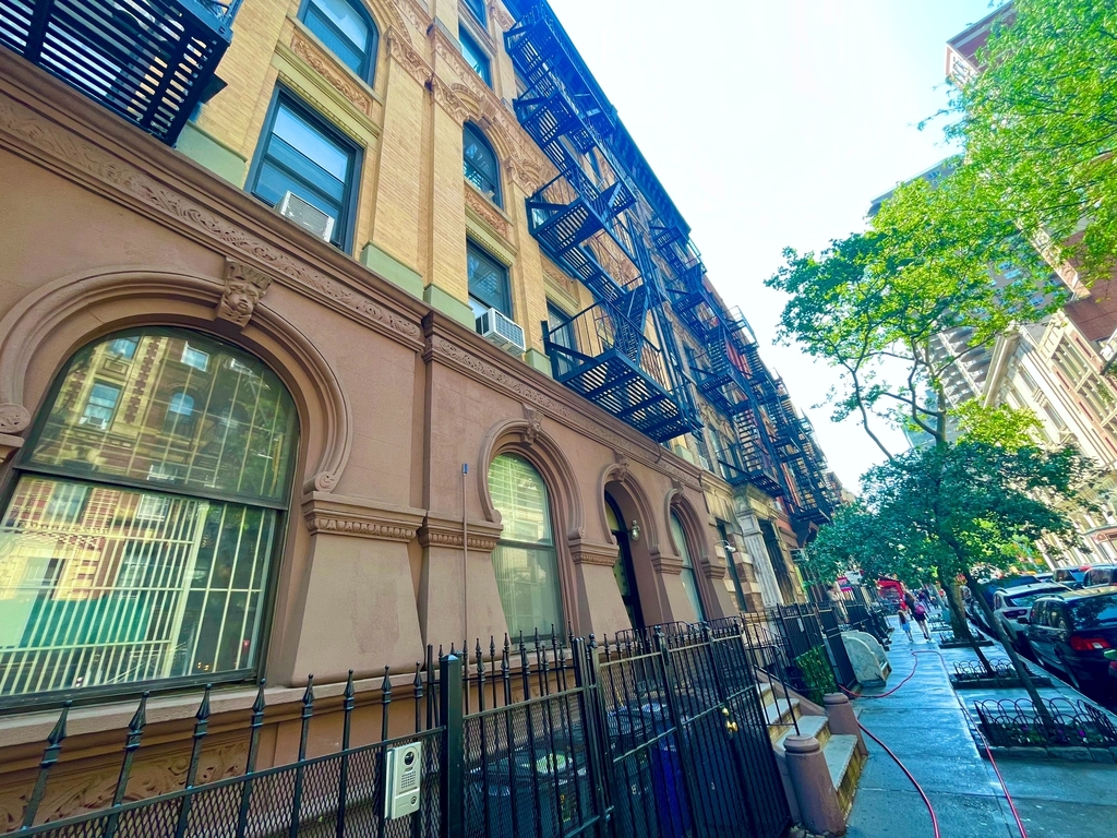 220 East 85 Street - Photo 0