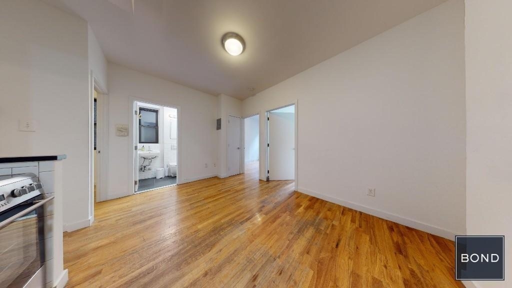 220 East 85 Street - Photo 2