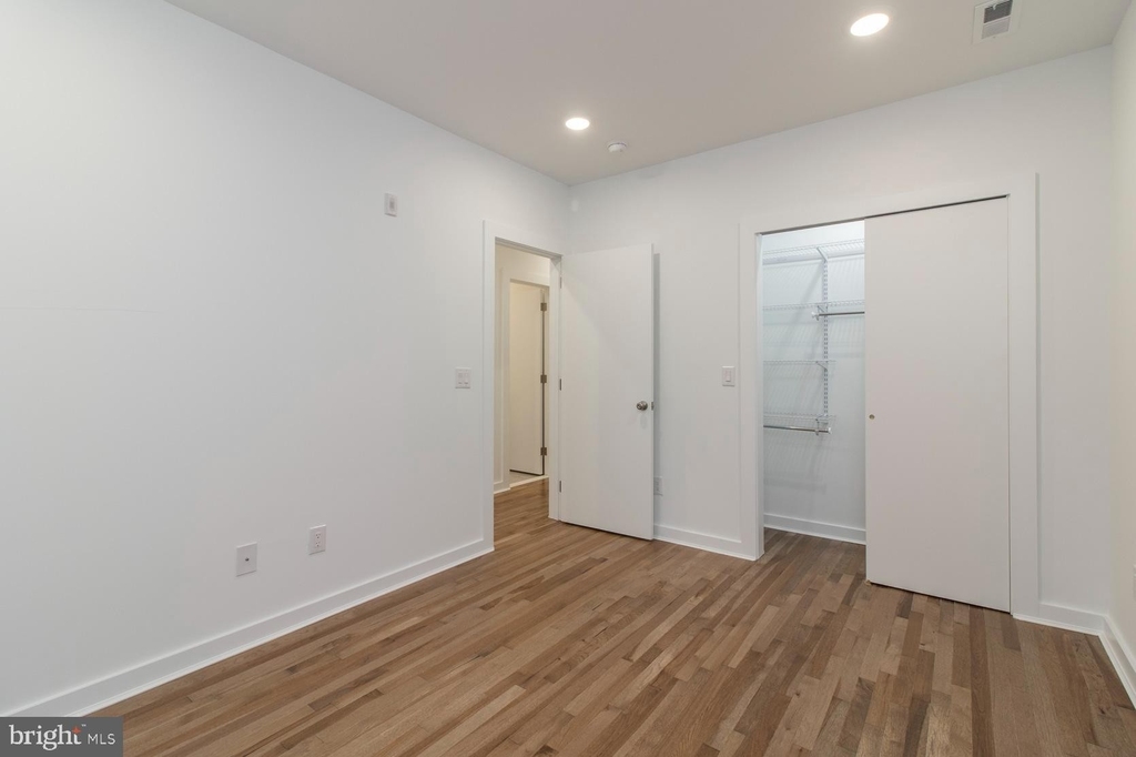 4019 Haverford Avenue - Photo 3