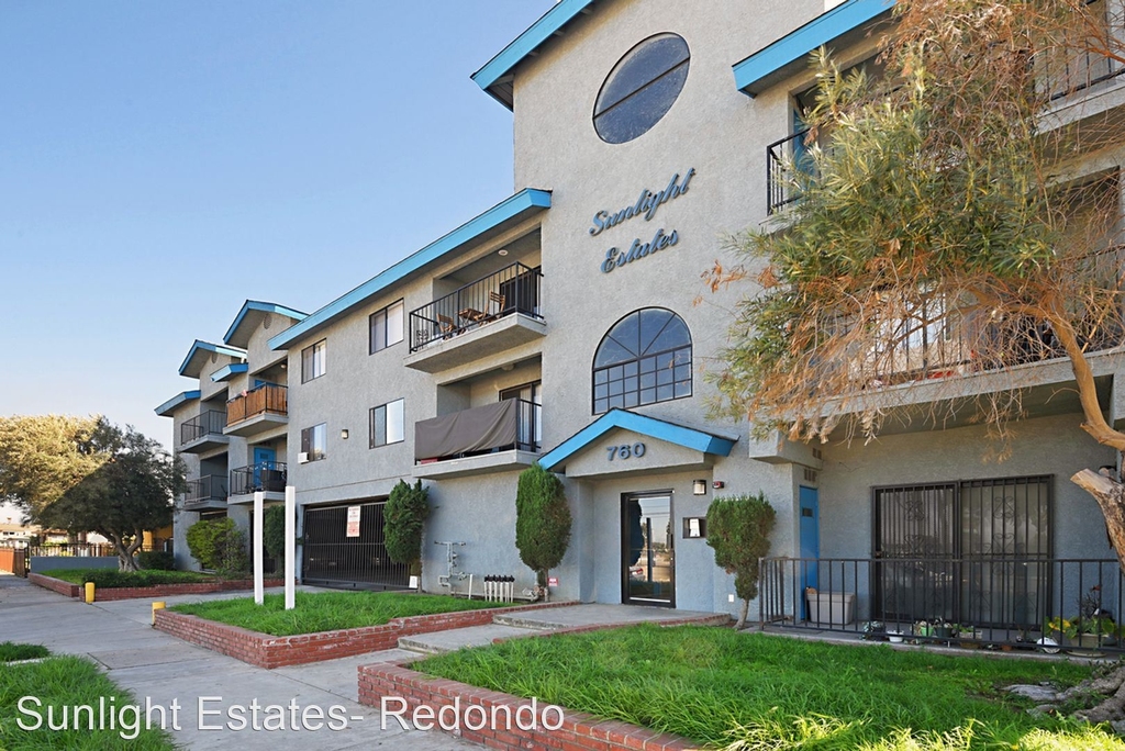 750-760 W. Redondo Beach Blvd. - Photo 12