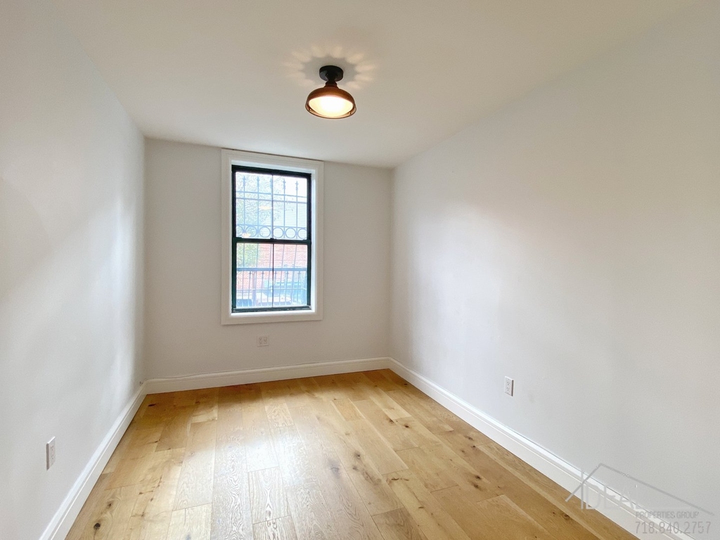 728 Fulton Street - Photo 11