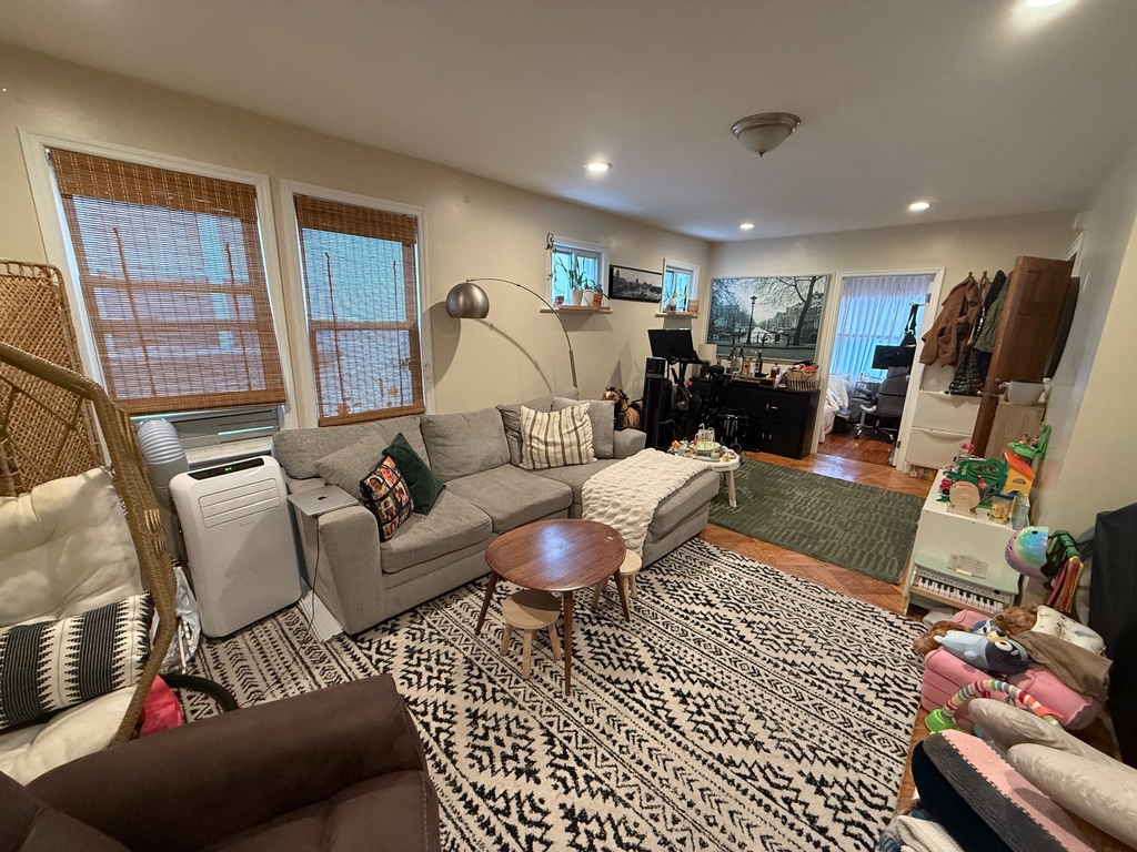 42-3 21st Avenue - Photo 0