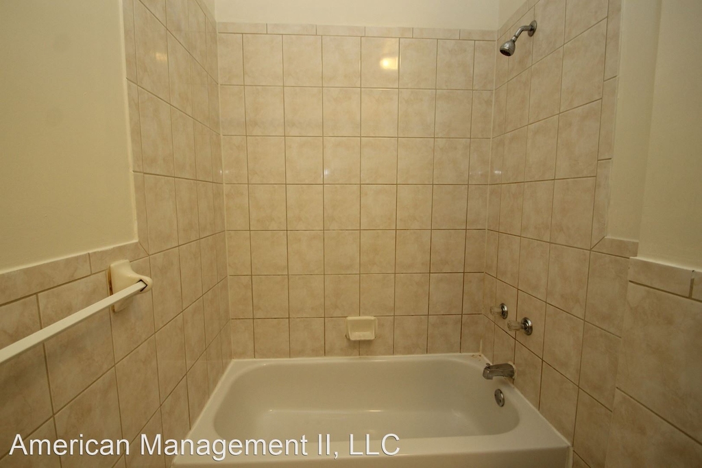 809 Park Ave - Photo 13