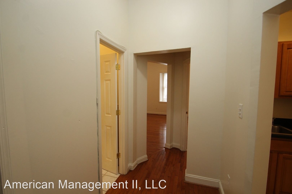 809 Park Ave - Photo 5