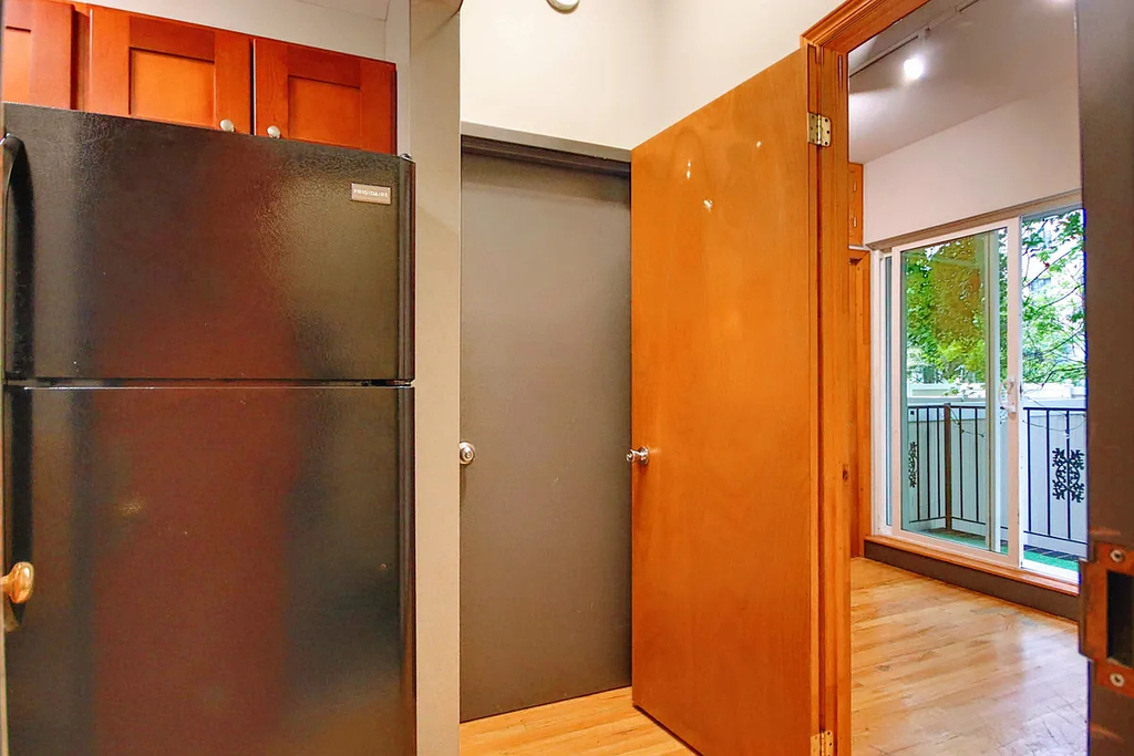 516 East 5th Street - Photo 7