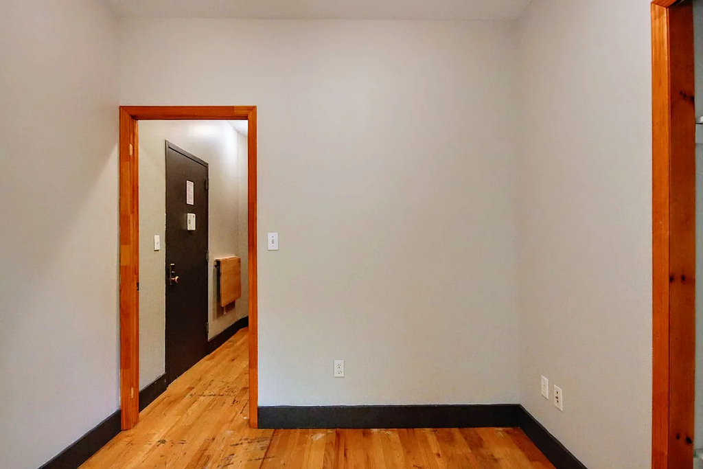 516 East 5th Street - Photo 8