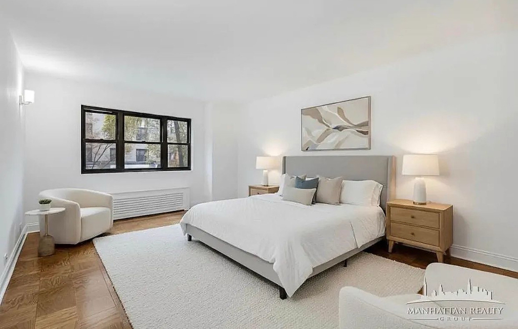 East 35th Street - Photo 1