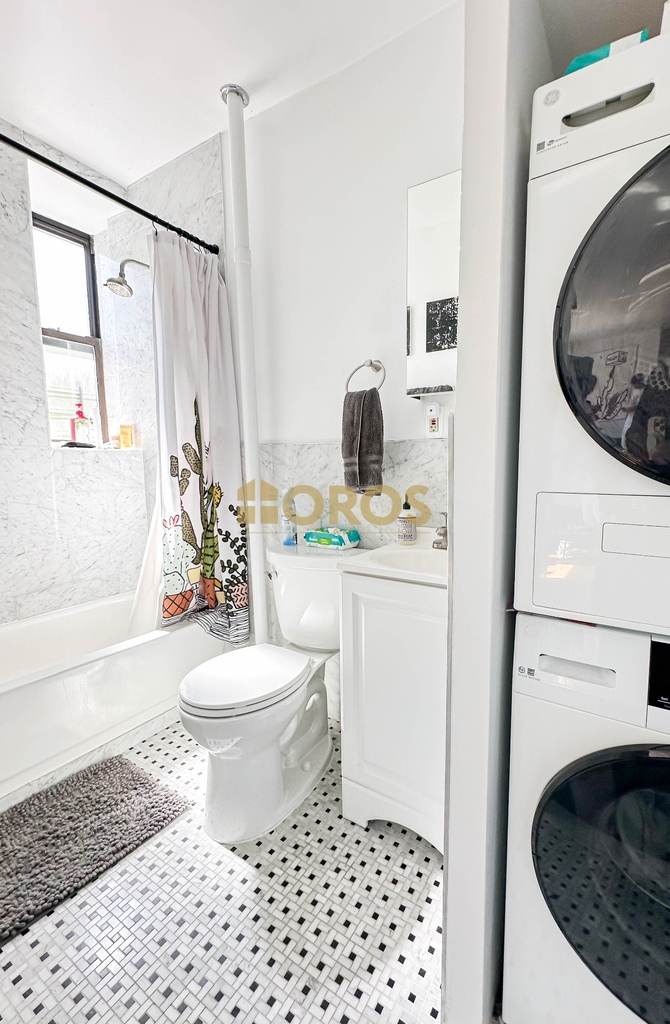 262 East 2nd Street - Photo 7