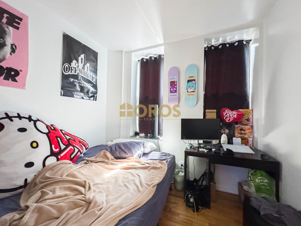 262 East 2nd Street - Photo 3