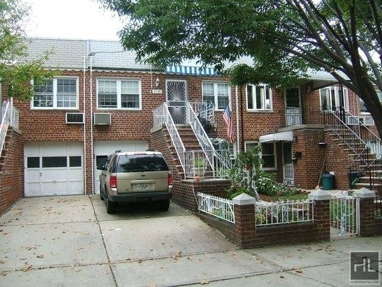 2 bed 1 bath at East Elmhurst. - Photo 17