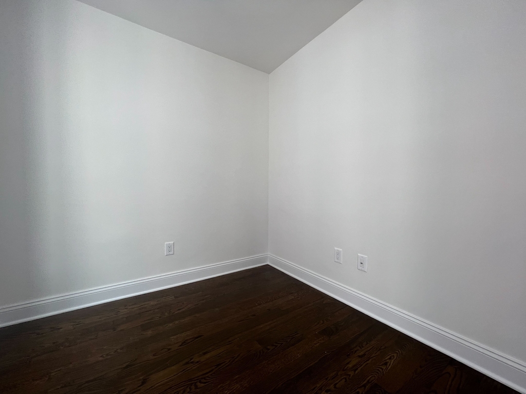 405 East 56th Street - Photo 2