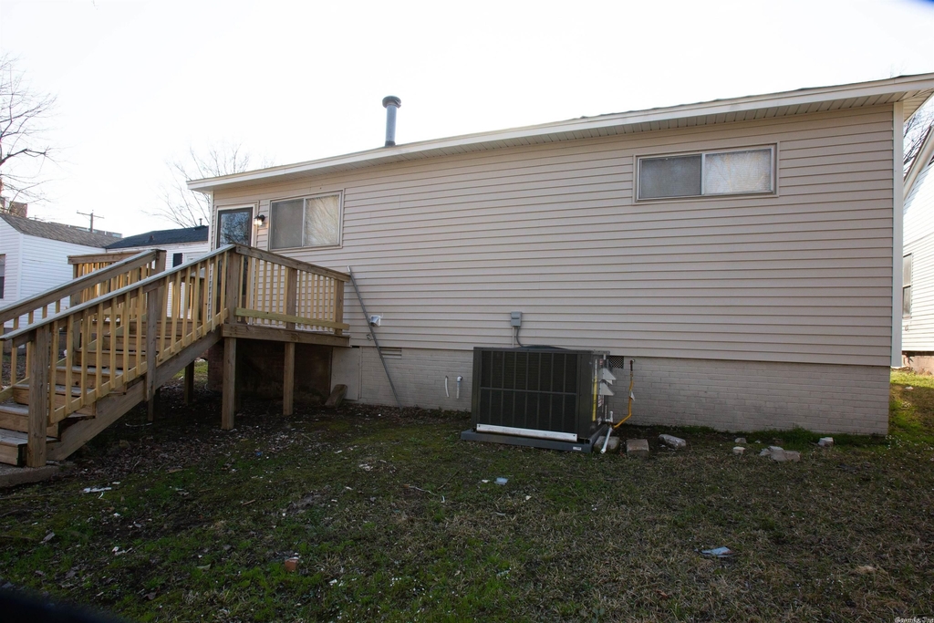 2516 Division Street - Photo 14