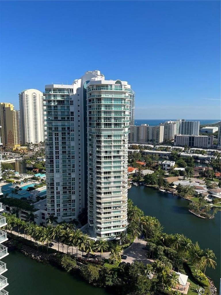 330 Sunny Isles Blvd - Photo 13