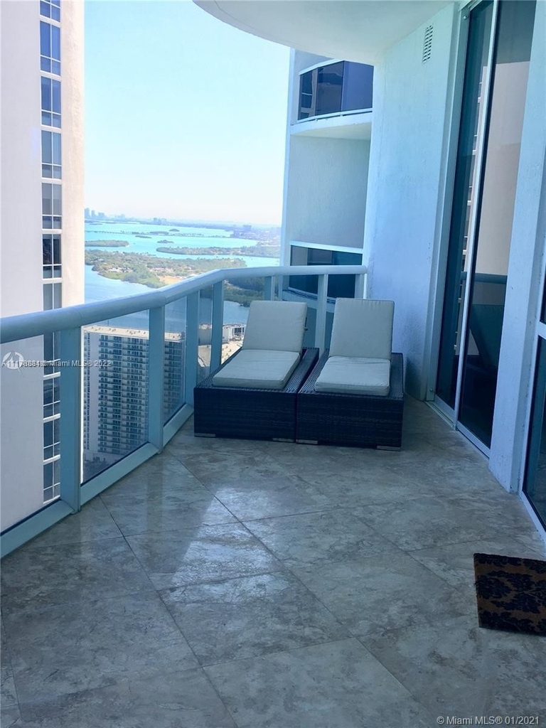 16001 Collins Ave - Photo 25