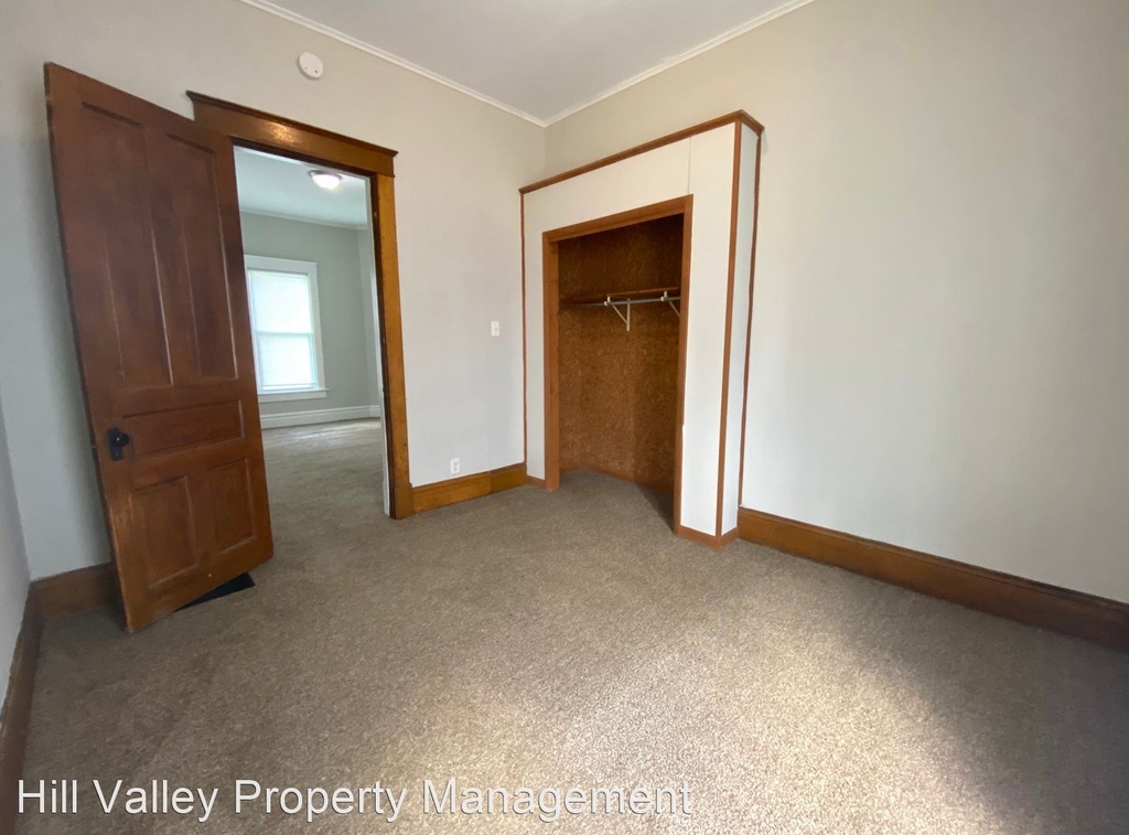 122 Gilbert Ave - Photo 6