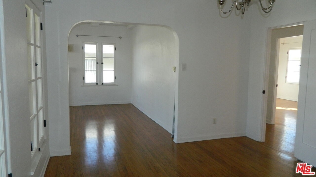 8546 Saturn St - Photo 22