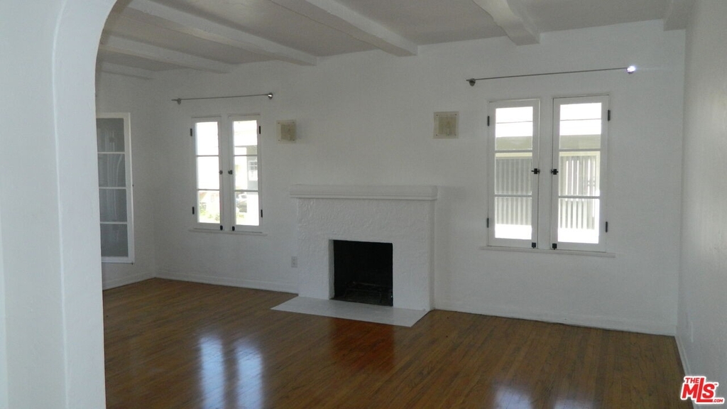 8546 Saturn St - Photo 9