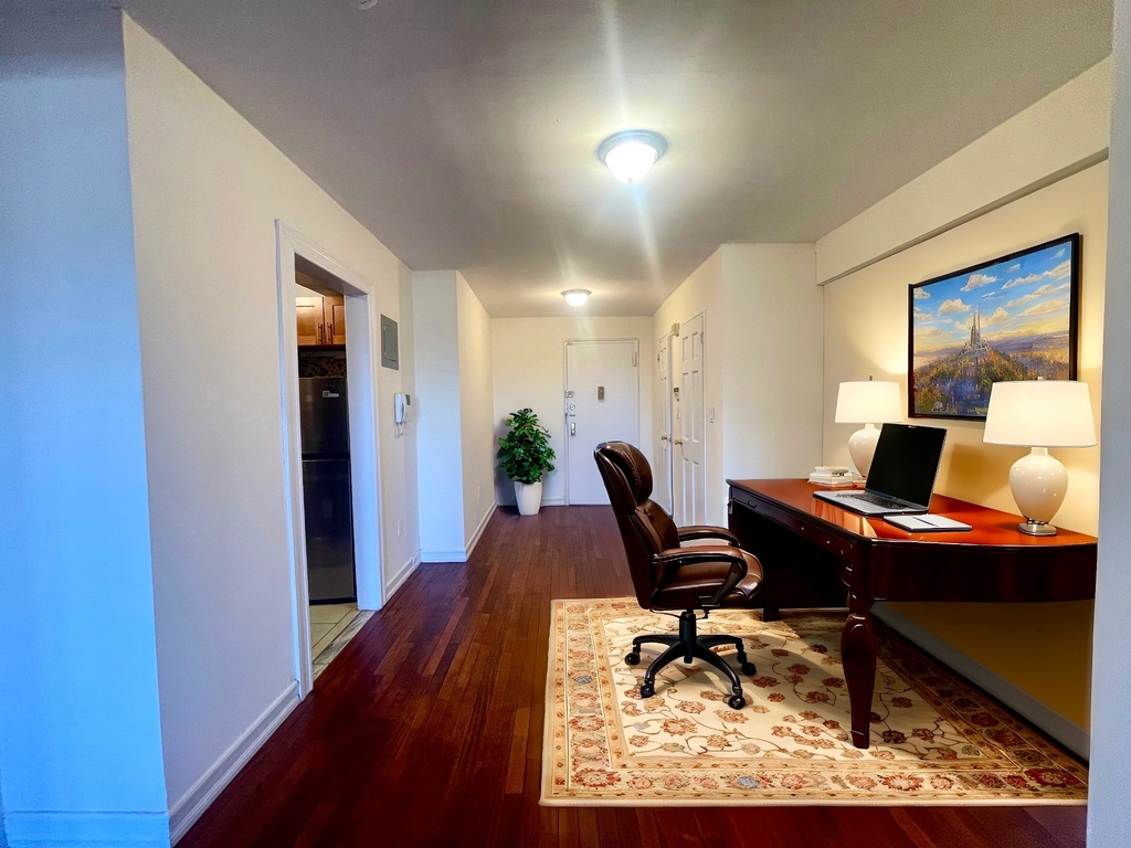 2011 Ocean Avenue - Photo 3