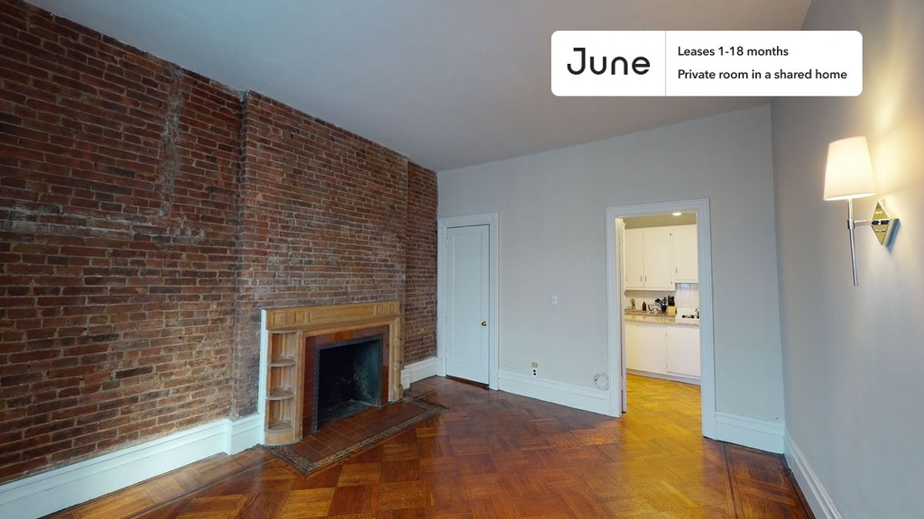 17 West 82nd Street - Photo 1