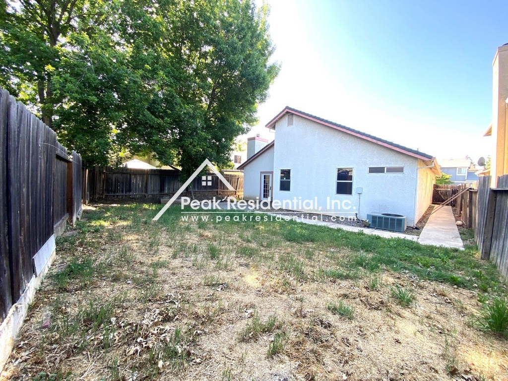 6480 Sun Ranch Dr - Photo 21