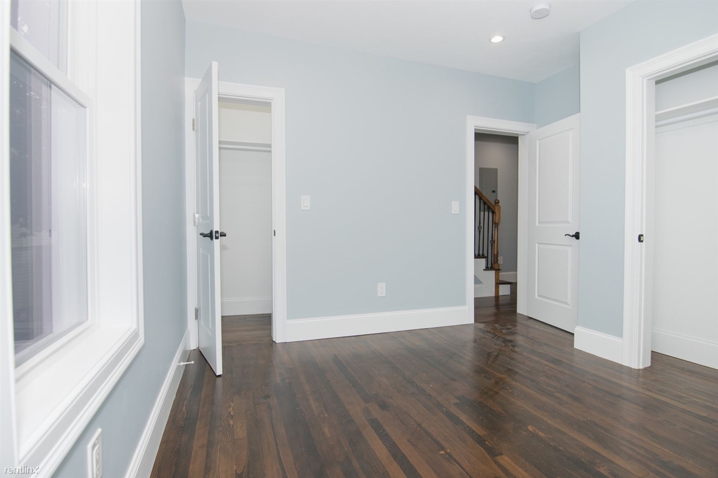 183 Tremont St Apt 2 - Photo 3