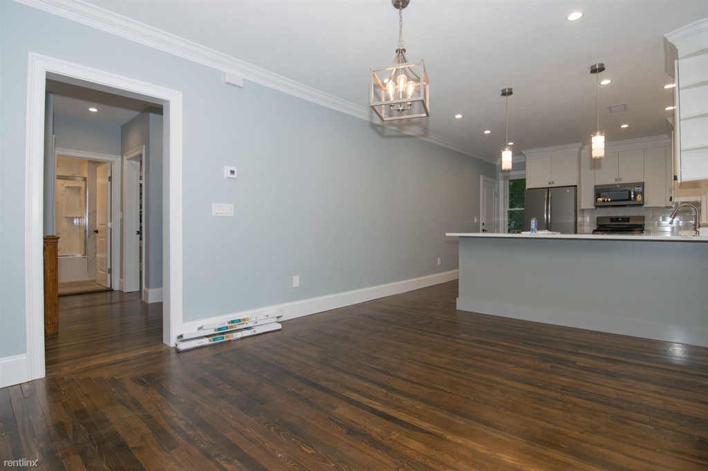 183 Tremont St Apt 2 - Photo 5