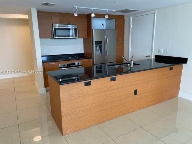 50 Biscayne Blvd - Photo 1