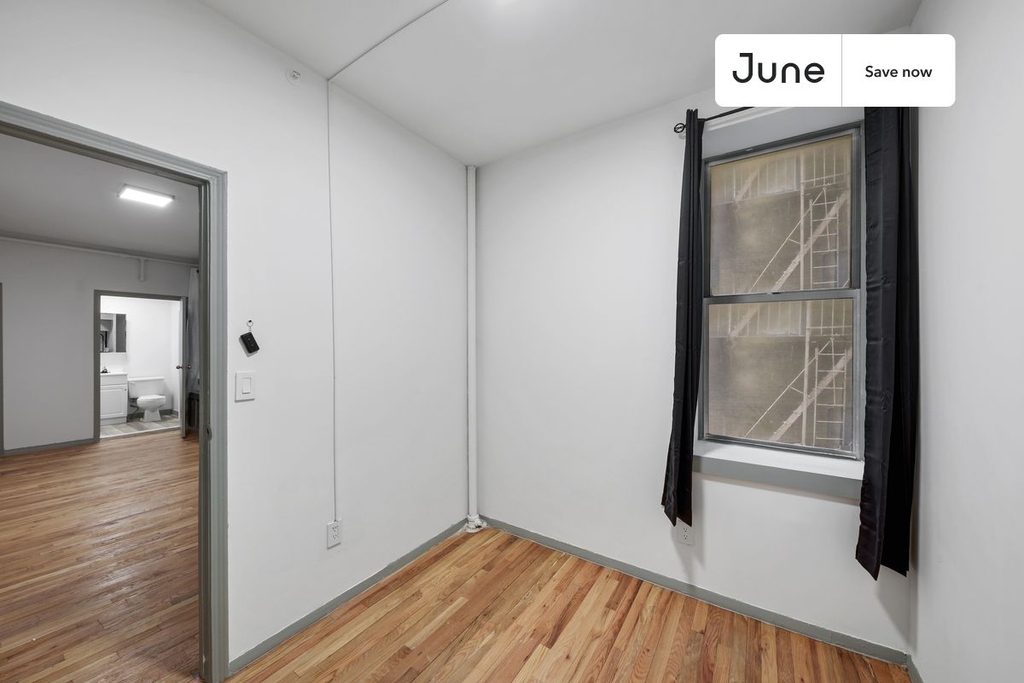 239 West 63rd Street - Photo 8