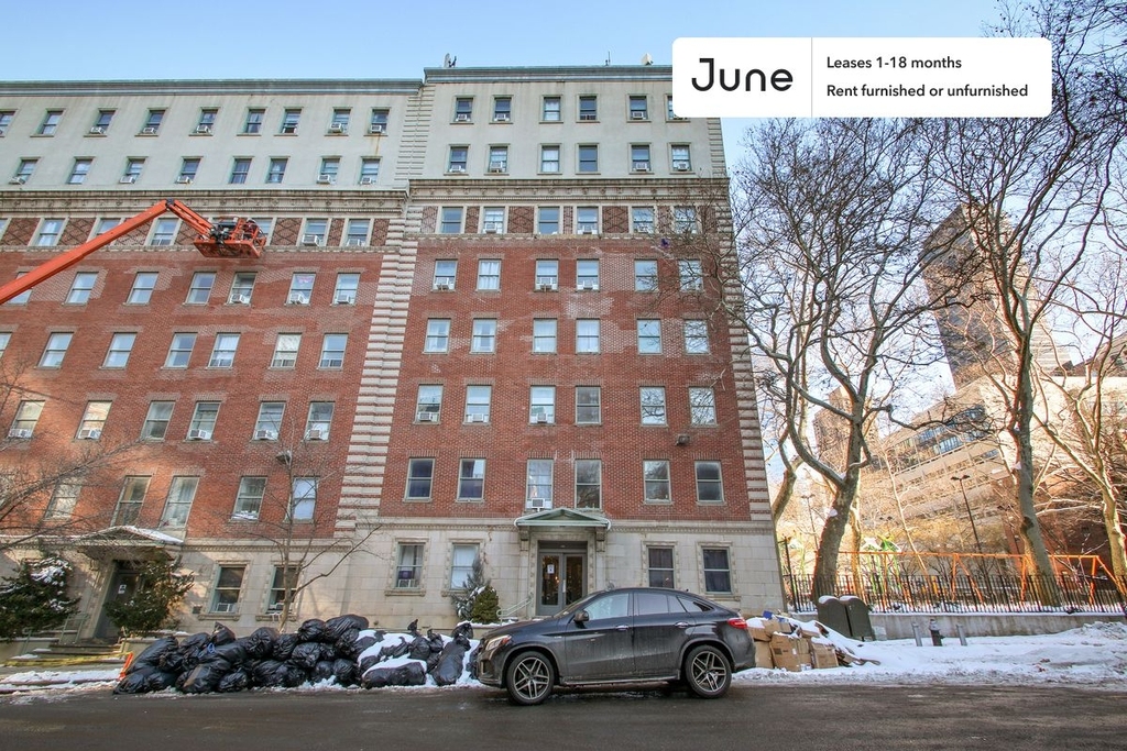 235 West 63rd Street - Photo 6