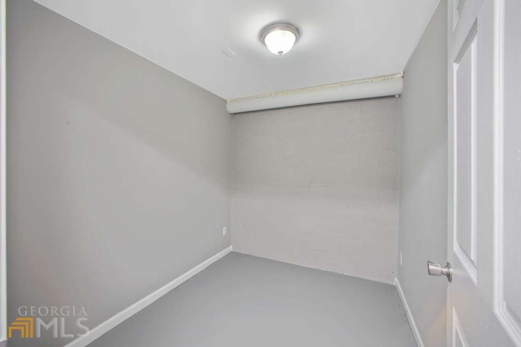 4936 Presidents Way - Photo 17