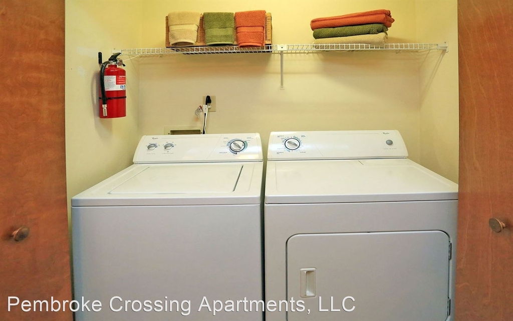 825 Crossing Court, Apt #103 - Photo 3