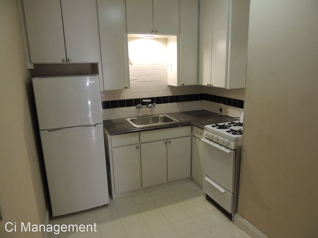 2212 N. Fitzhugh Ave Apt. 10 - Photo 7